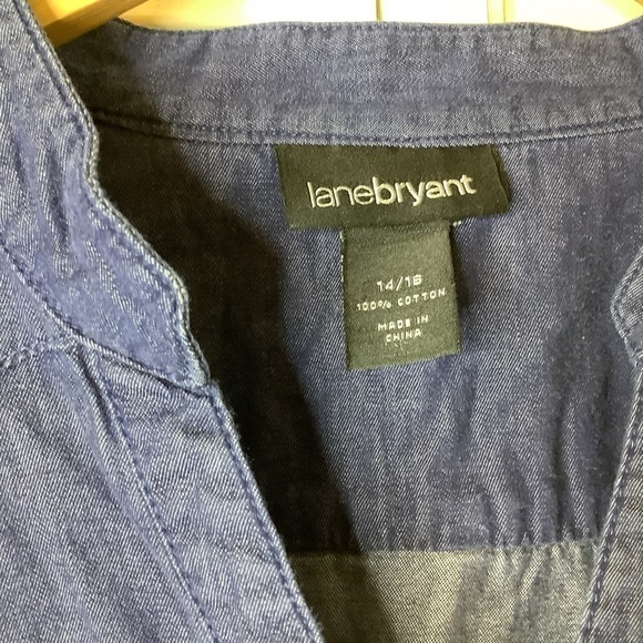 Lane Bryant Size 14/16 100% Cotton Blue Chambray Top V-neck Drawstring Roll Tab - Picture 7 of 10